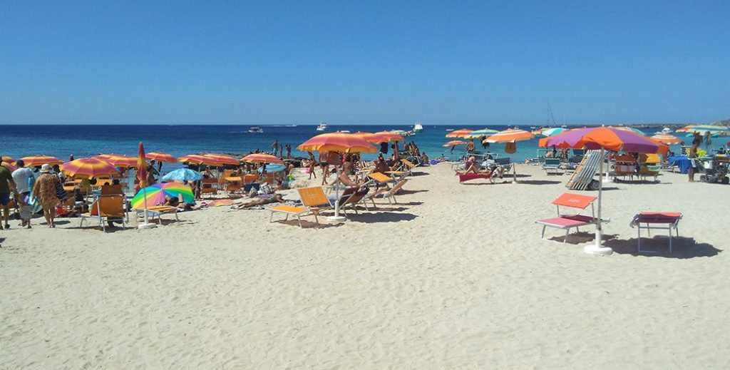 Spiaggia attrezzata Lido Burrone Favignana